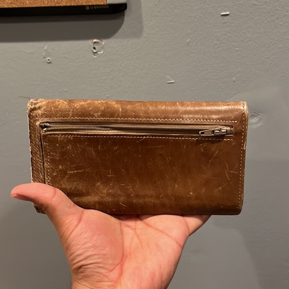 Rolf’s - Picture 2 of 4